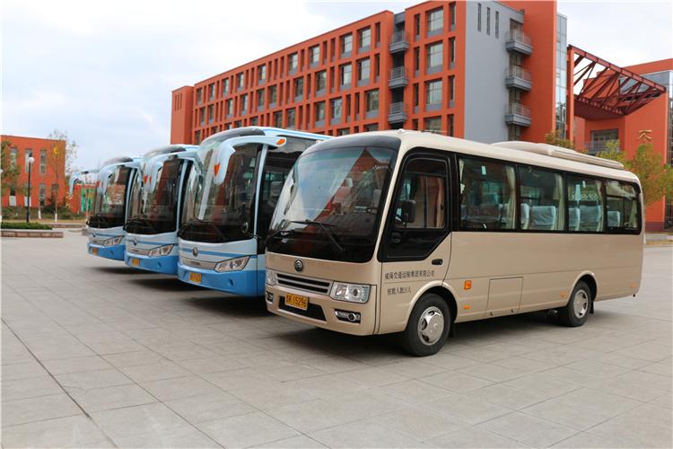 企業(yè)開通班車就選通勤車租賃公司