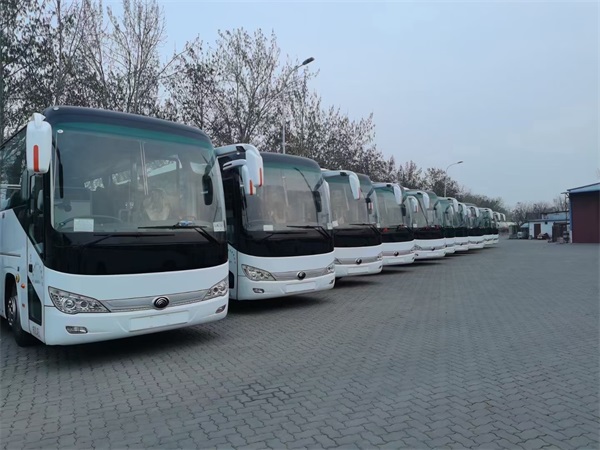 怎么上下班最省心？公司班車(chē)你得知（深圳上下班通勤車(chē)）