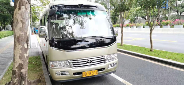 （班車(chē)租賃方案）企業(yè)班車(chē)租賃方案怎么定制？